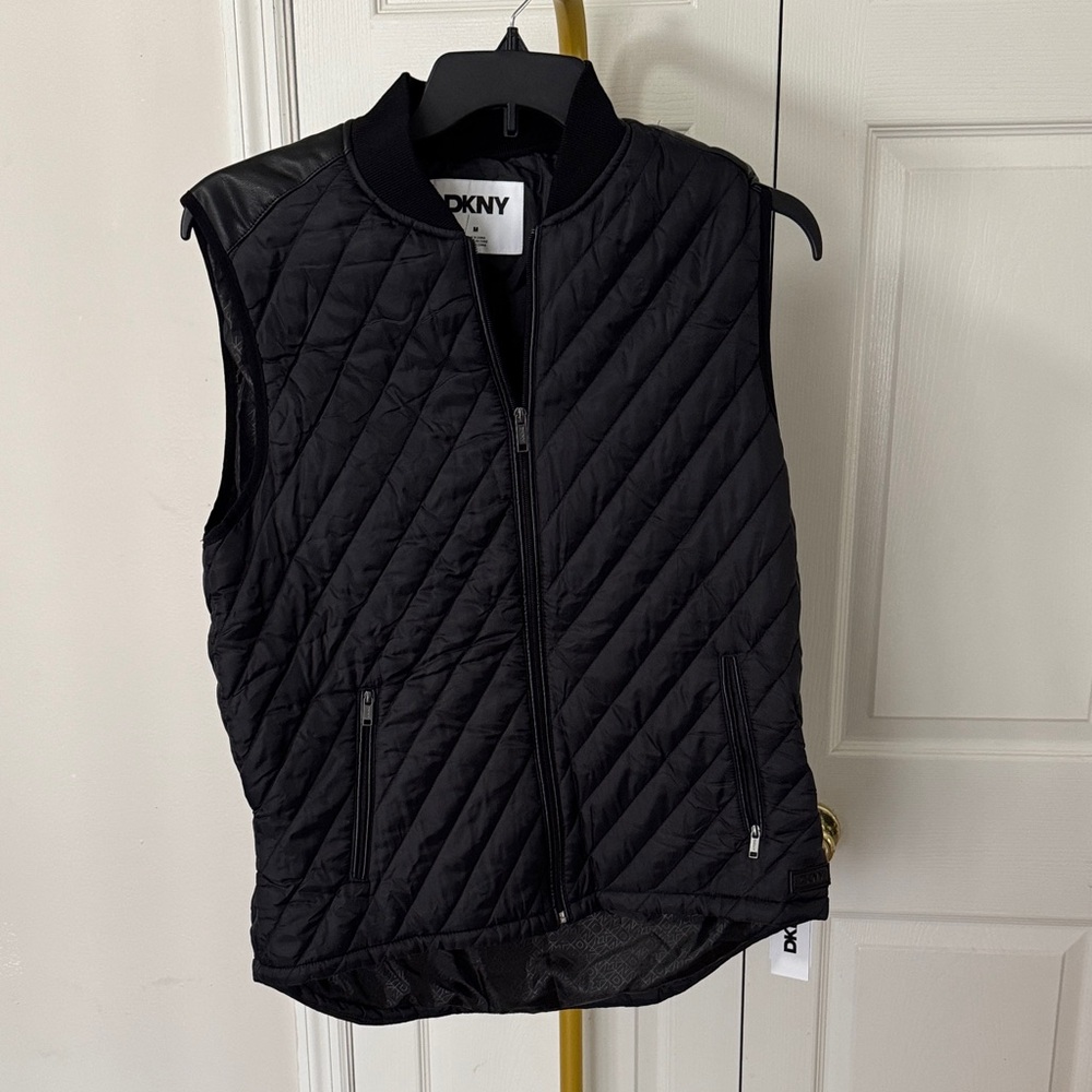 DKNY Black Quilted Sleeveless Jacket